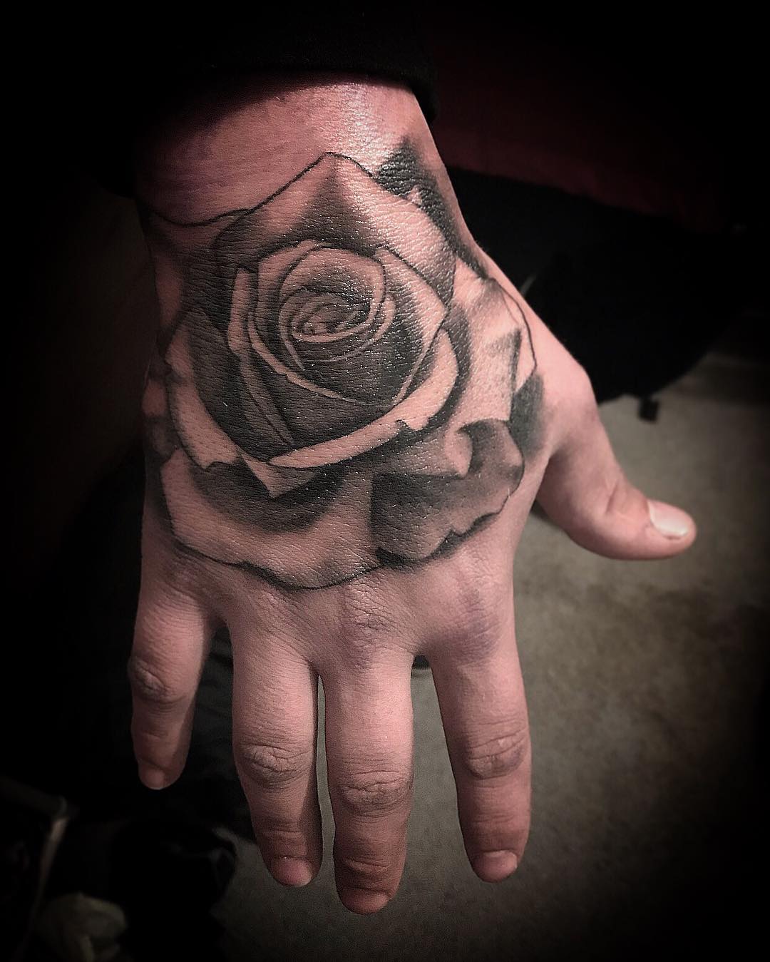 手指纹身图案 玫瑰花,手指纹身图案 四叶草 - 伤感说说吧